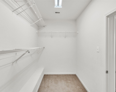1511 Palisade Green Drive - Photo Thumbnail 23