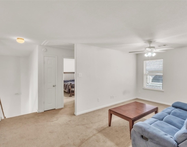 1511 Palisade Green Drive - Photo Thumbnail 25