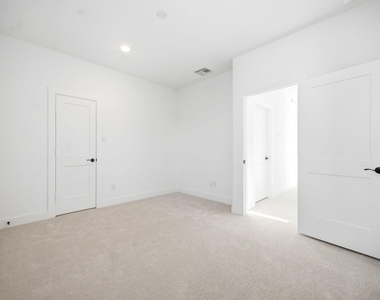 21202 Creeping Bentgrass Drive - Photo Thumbnail 24