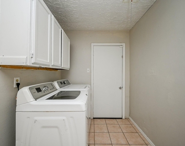 7407 W Fuqua Drive - Photo Thumbnail 31