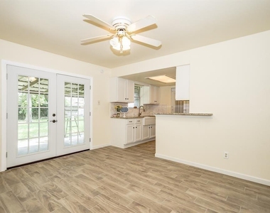 12106 Pompton Drive - Photo Thumbnail 8
