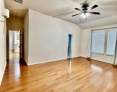 21550 Hawkspur Ridge Street - Photo Thumbnail 25