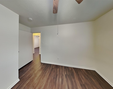 6907 Grant Drive - Photo Thumbnail 19
