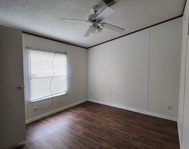 16925 W Forrestal - Photo Thumbnail 13