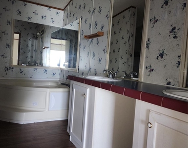 16925 W Forrestal - Photo Thumbnail 9