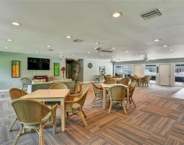 4272 Island Circle - Photo Thumbnail 32