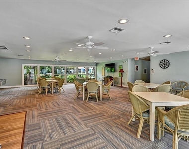 4272 Island Circle - Photo Thumbnail 33