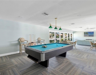 4272 Island Circle - Photo Thumbnail 31