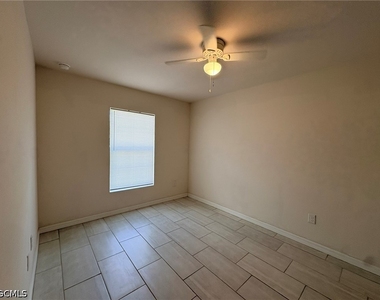 826 Gleason Parkway - Photo Thumbnail 20