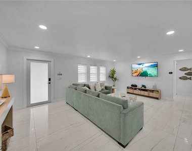 1147 Sw 39th Street - Photo Thumbnail 5