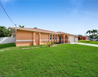 1147 Sw 39th Street - Photo Thumbnail 2