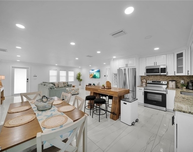 1147 Sw 39th Street - Photo Thumbnail 9