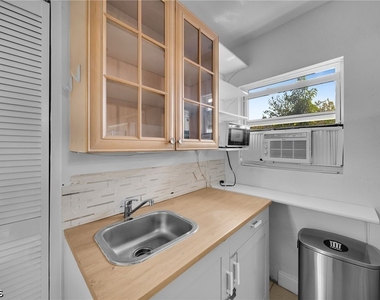 1147 Sw 39th Street - Photo Thumbnail 14