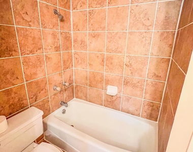 605 Clayton Street - Photo Thumbnail 29