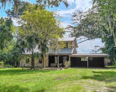 605 Clayton Street - Photo Thumbnail 1