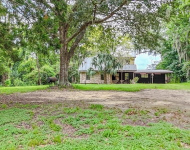 605 Clayton Street - Photo Thumbnail 13