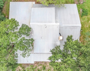 605 Clayton Street - Photo Thumbnail 12