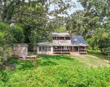 605 Clayton Street - Photo Thumbnail 5