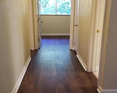 4605 37th Street - Photo Thumbnail 6