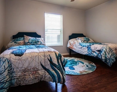 2802 Sw 20th Avenue - Photo Thumbnail 7