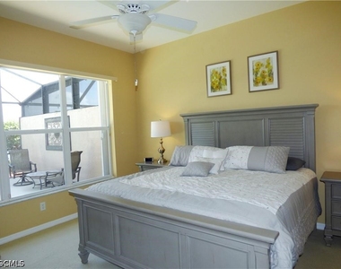 10053 Majestic Avenue - Photo Thumbnail 6