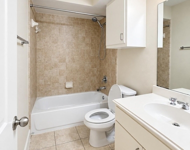 8624 Meadowcroft Drive - Photo Thumbnail 20
