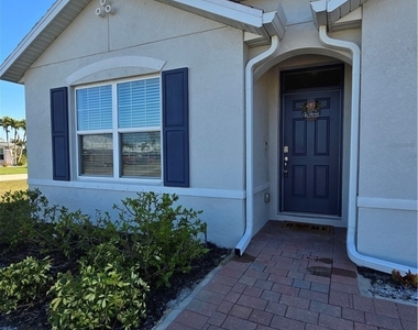 4325 Sw 7th Avenue - Photo Thumbnail 4