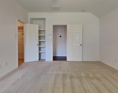 14 E Sage Creek Place - Photo Thumbnail 7
