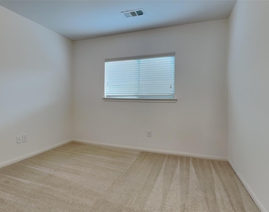 14 E Sage Creek Place - Photo Thumbnail 12
