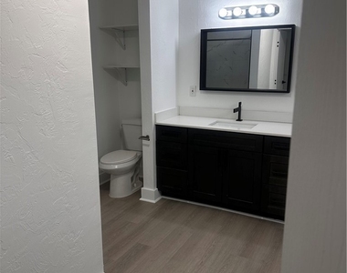 131 Oak Drive - Photo Thumbnail 15