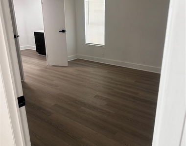 131 Oak Drive - Photo Thumbnail 11
