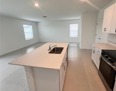 17639 Monte Isola Way - Photo Thumbnail 11