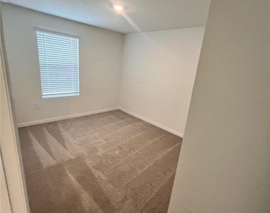 17639 Monte Isola Way - Photo Thumbnail 25