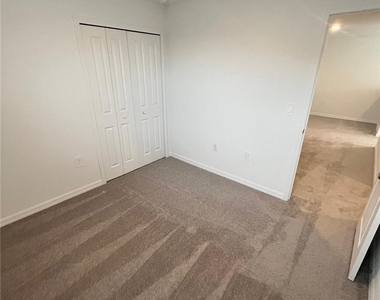 17639 Monte Isola Way - Photo Thumbnail 18