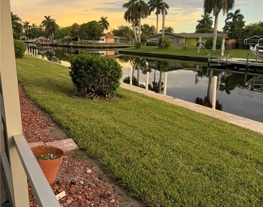 828 Victoria Drive - Photo Thumbnail 20