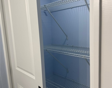 828 Victoria Drive - Photo Thumbnail 13
