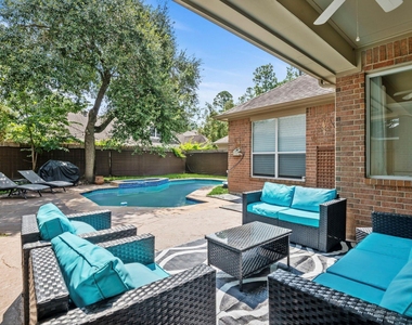 815 Chisel Point Drive - Photo Thumbnail 37