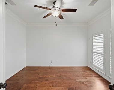 815 Chisel Point Drive - Photo Thumbnail 6