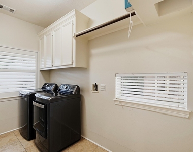 815 Chisel Point Drive - Photo Thumbnail 33
