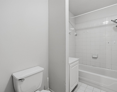 815 Chisel Point Drive - Photo Thumbnail 28