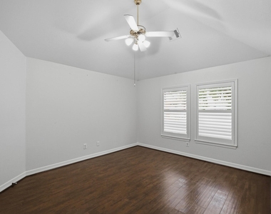815 Chisel Point Drive - Photo Thumbnail 30