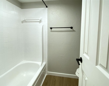6200 W Tidwell Road - Photo Thumbnail 9