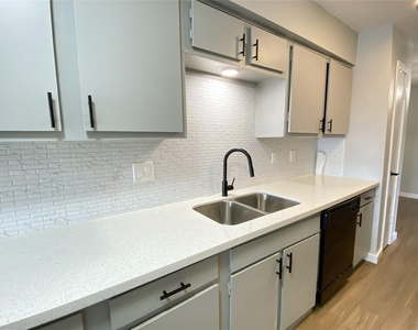 6200 W Tidwell Road - Photo Thumbnail 13