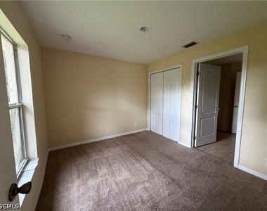 3712 3rd Street W - Photo Thumbnail 16