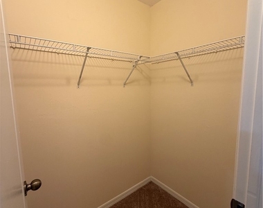 3712 3rd Street W - Photo Thumbnail 5