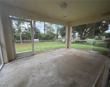 3712 3rd Street W - Photo Thumbnail 15