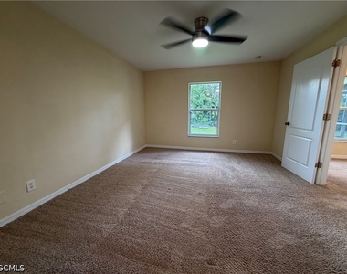 3712 3rd Street W - Photo Thumbnail 7