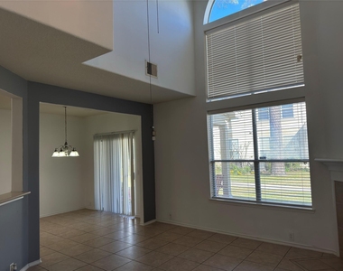 13600 Breton Ridge Street - Photo Thumbnail 11