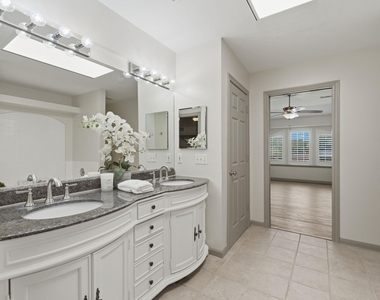 9253 Fathom Drive - Photo Thumbnail 24