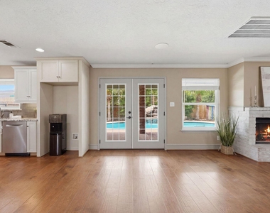 9253 Fathom Drive - Photo Thumbnail 11